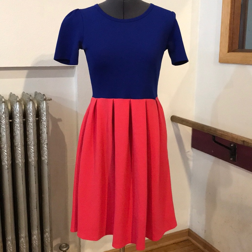 Dress with pockets!